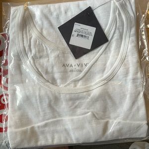 Womens tshirt, white, NWT